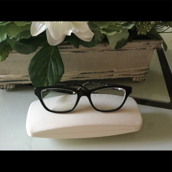 Anne Klein Accessories - 🖤ANNE KLEIN GLASSES 👓 AND CASE🖤💯 EUC 🖤